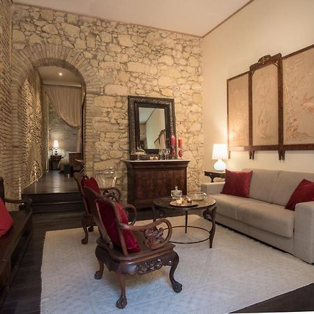 La Suite Di Via Sulis Каляри Екстериор снимка